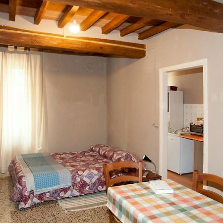 Agriturismo Dosso Al Porto Villa Rolo Kamer foto